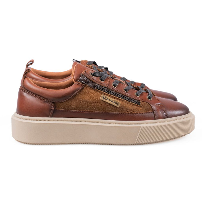 Nandi Sneaker