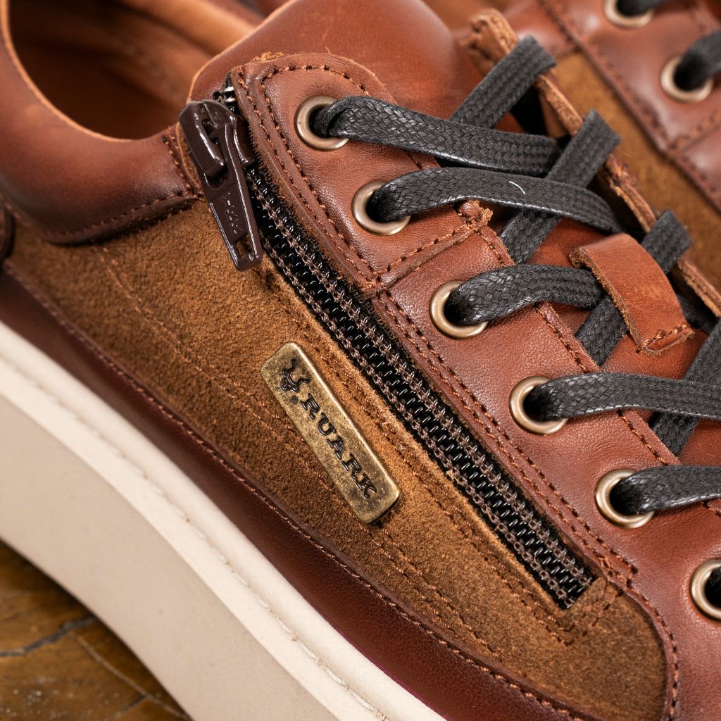 Nandi Sneaker