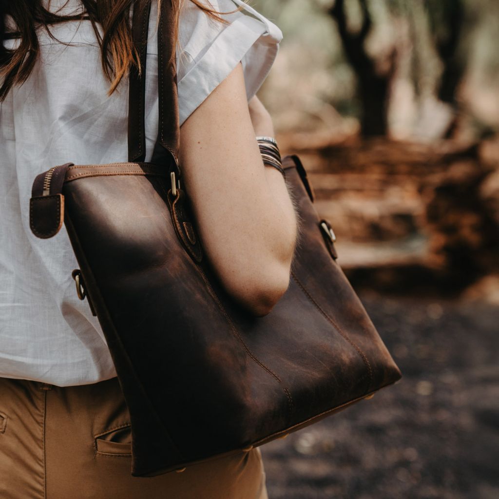 Nairobi Leather Holdall Bag
